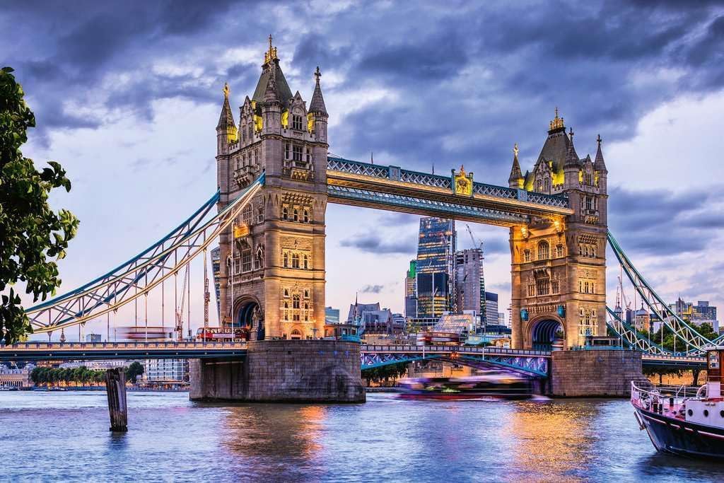 Ravensburger - Looking Good London! 3000 pieces