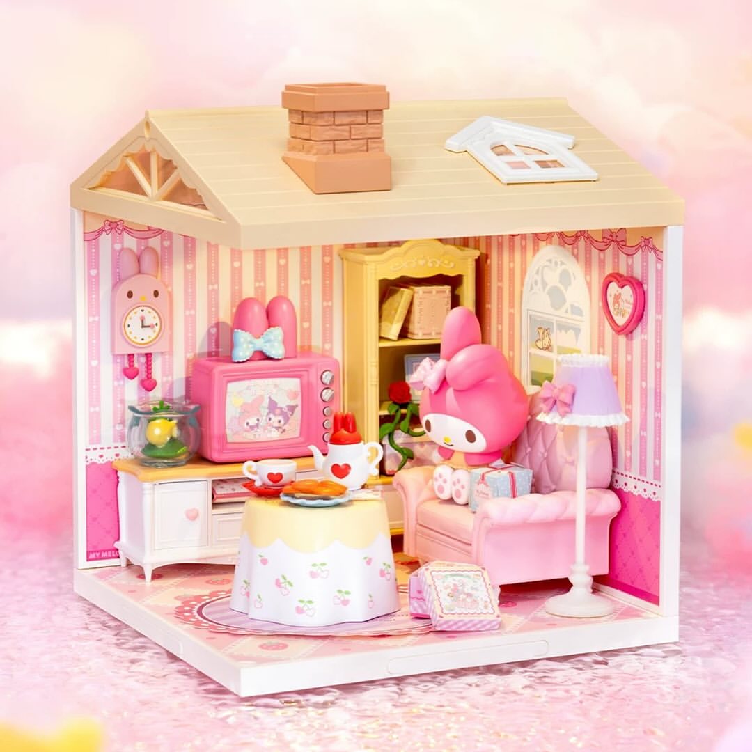 Rolife Super Creator My Melody Dreamy Living Room DIY Miniature House Kit