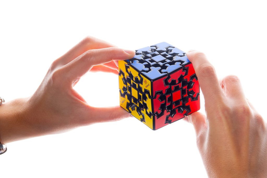 Recent Toys Gear Cube | Meffert’s 3D Gear Puzzle Ages 7+ | Full Gear Mechanism