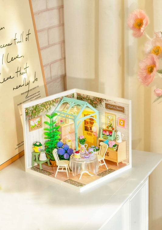 Rolife Super Creator Blooming Tea Garden DIY Miniature House Kit